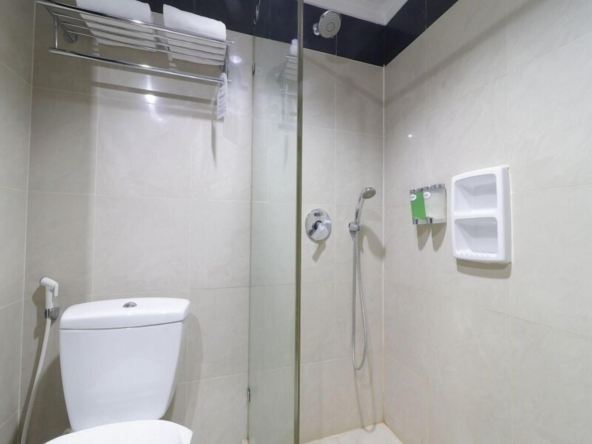 P Hotel Jakarta Buitenkant foto