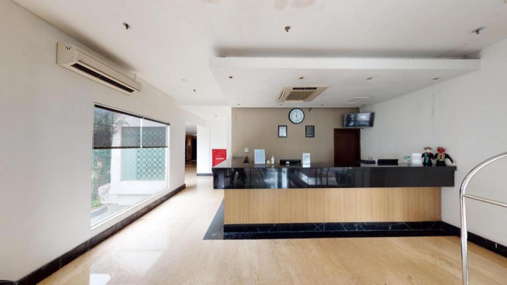 P Hotel Jakarta Buitenkant foto