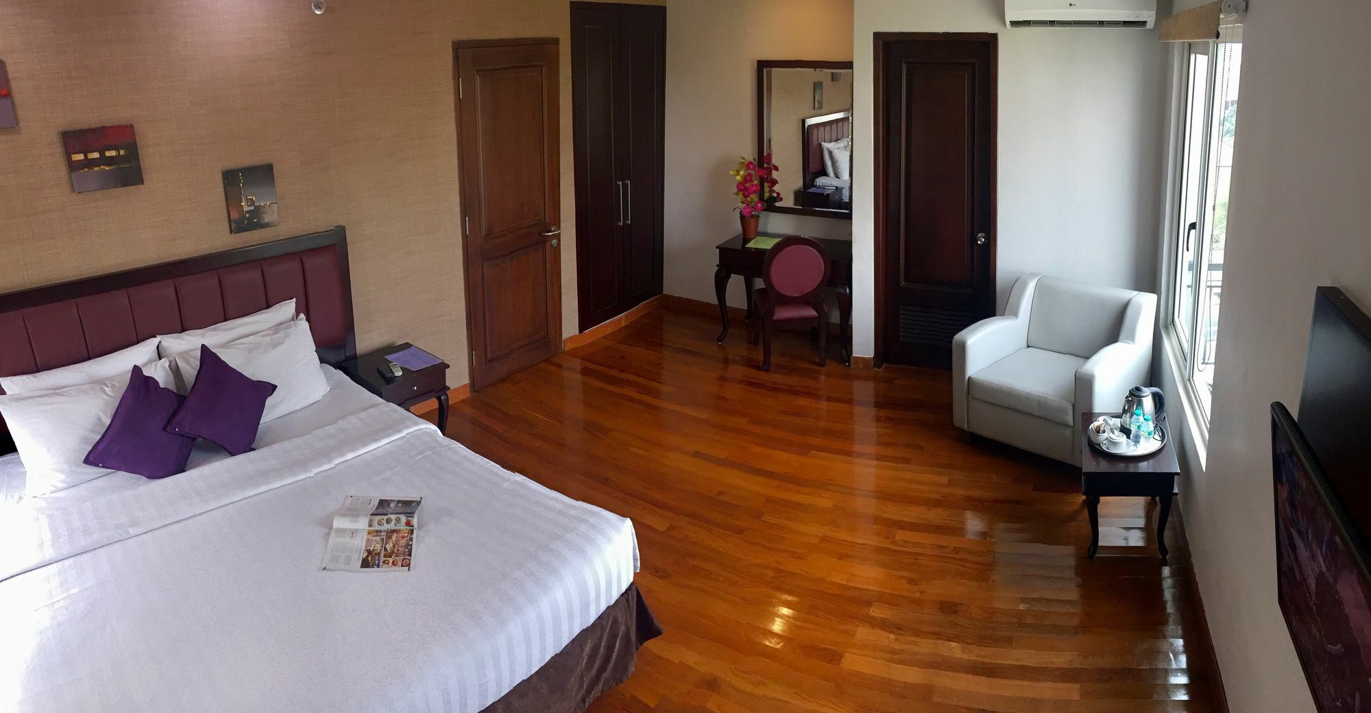 P Hotel Jakarta Buitenkant foto